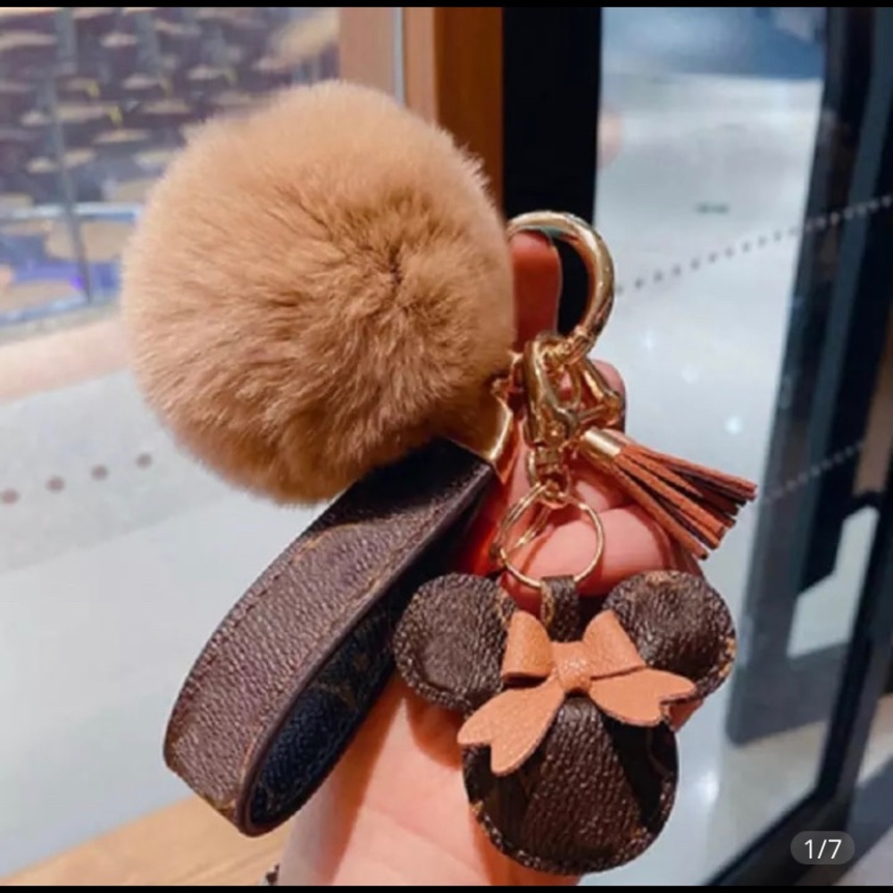 Fancy Key Chain, Great Quality - Picture 2 of 3